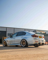 AILE COL DE CYGNE EN FIBRE DE CARBONE POUR BMW F80 M3 ET F30 SÉRIE 3 - CT DESIGN