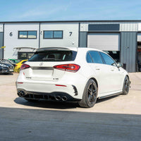 DIFFUSEUR À QUATRE POINTES NOIR BRILLANT POUR MERCEDES CLASSE A W177 2018-ACTUEL