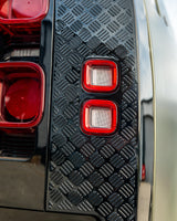 ENSEMBLE DE GARNITURES ANTI-RAYURES NOIR BRILLANT LAND ROVER DEFENDER L663 110