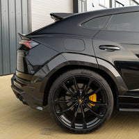 AILERON DE COFFRE EN FIBRE DE CARBONE LAMBORGHINI URUS - CT DESIGN