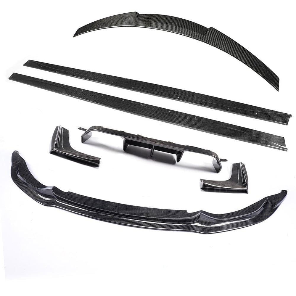 BMW M3 (F80) SALOON FULL CARBON FIBRE KIT - V STYLE-Kit-CT CARBON-CT Carbon - High-quality carbon fiber and gloss black aerodynamic parts for premium sports and luxury vehicles.