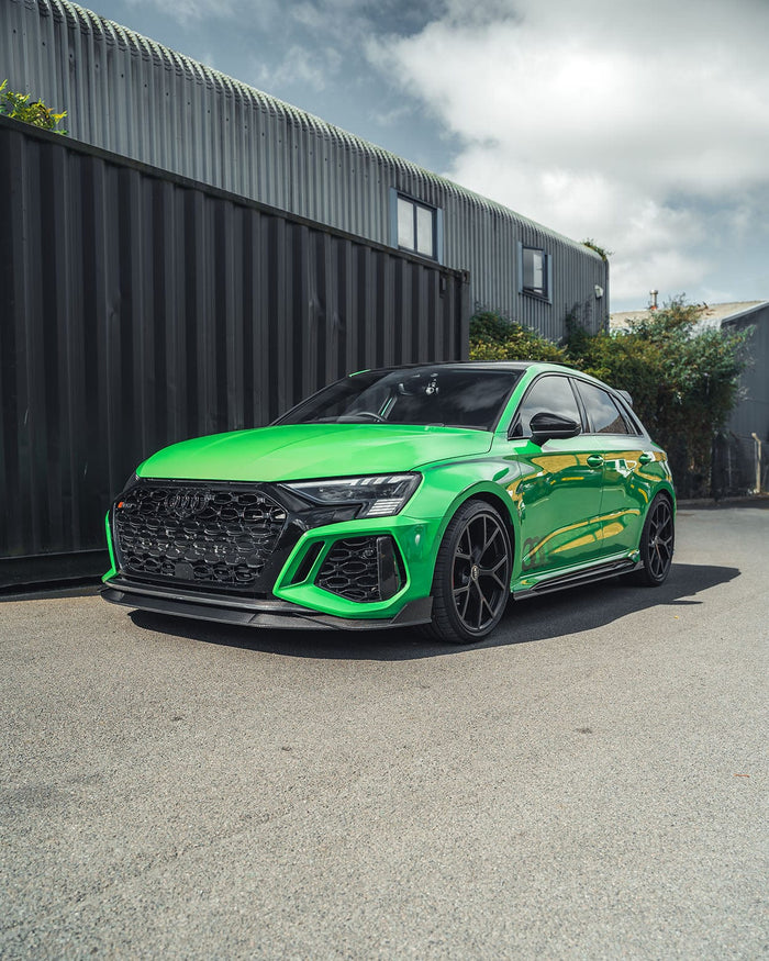 Audi RS3 8Y Green Facelift with a CT Design V1 Carbon Bodykit