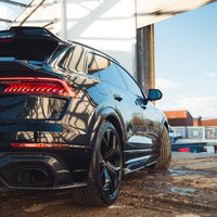 AUDI RSQ8 2020+ CARBON FIBRE SIDE SKIRTS - CT CARBON